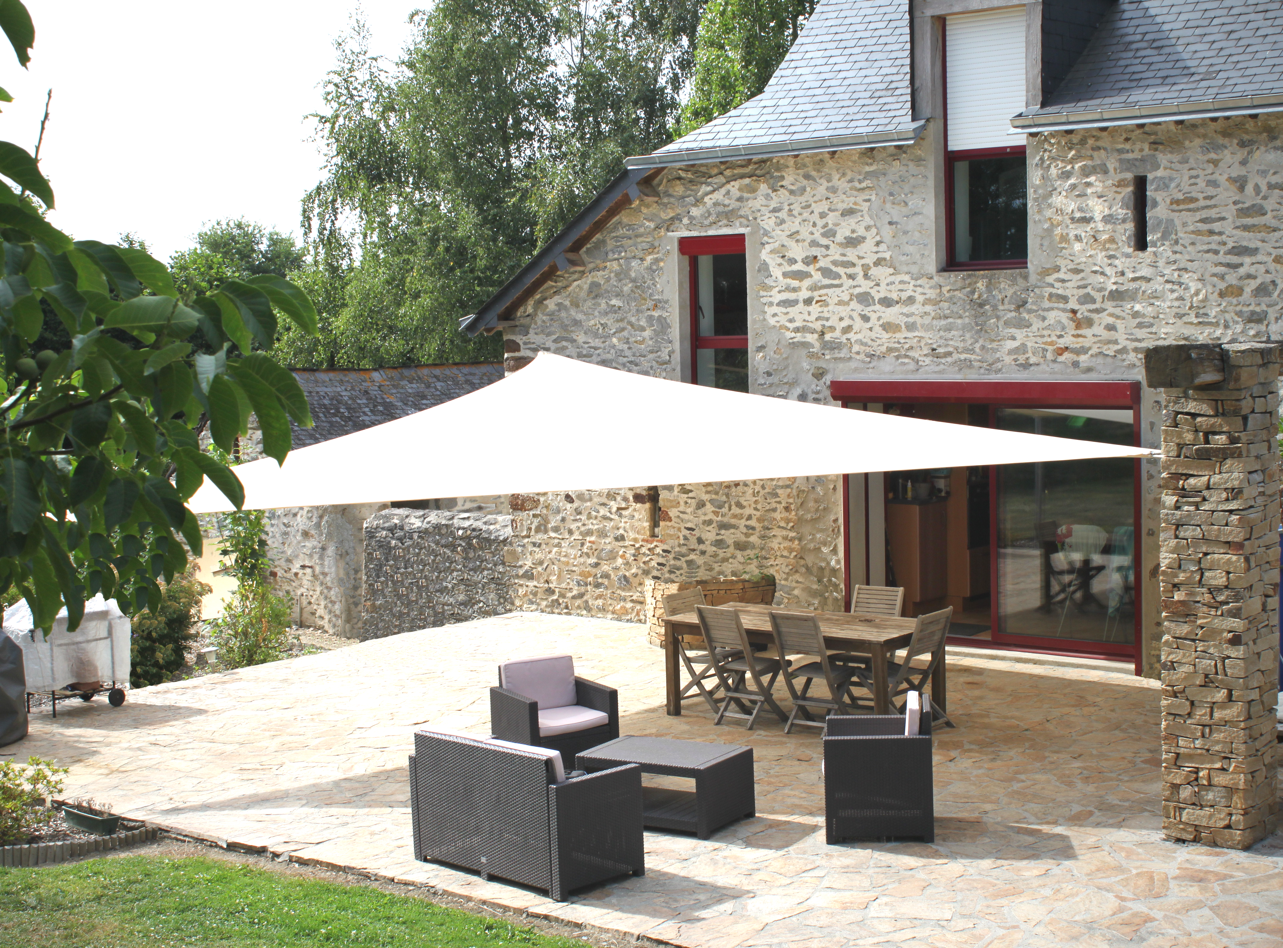 7 Genius Ways to Perfectly Position Your Shade Sails